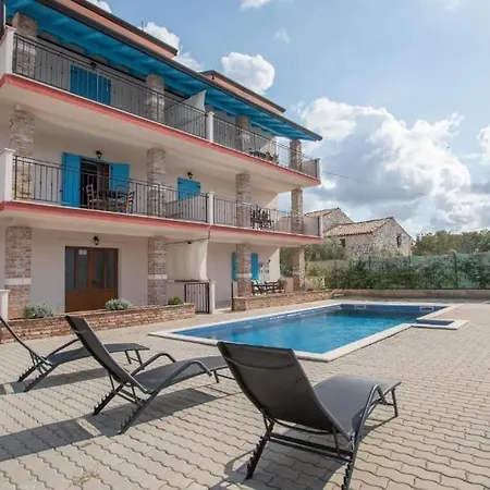 Apartman Rocky Petrovija Exterior photo