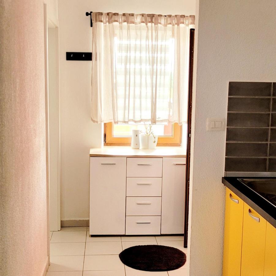 Rocky Apartment *
